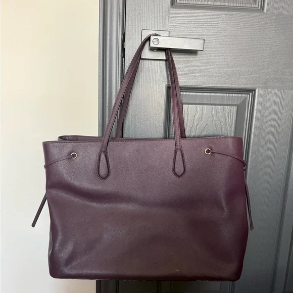 Kate Spade Large Purse - Picture 5 of 9